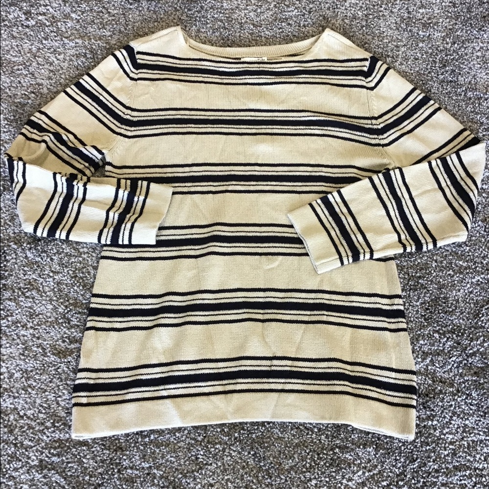 NWT The Lady Sweater